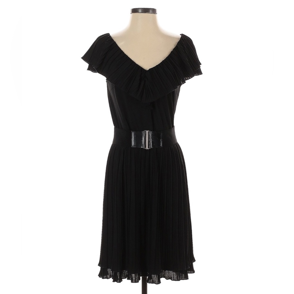 White House Black Market Ruffle V-Neck Cocktail Dress – Size S